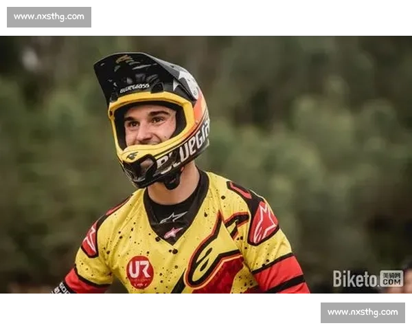 克里琴科与世界拳坛冠军的巅峰对决历史回顾与技术分析