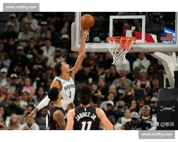 经典对决重温热火对阵马刺全场录像回放精彩解析赛场瞬间深度回顾